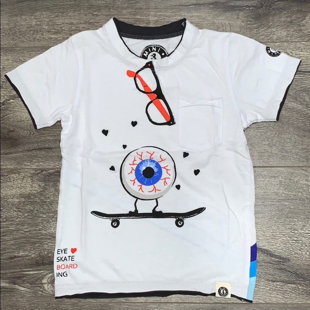 Mini Shatsu Eye ❤ Skate Boarding Tee